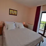 Rooms Aura